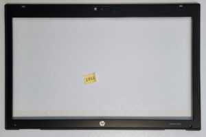 HP EliteBook 8570P sorozat 686304-001 LCD előlapi burkolat Eredeti laptop alkatrészek