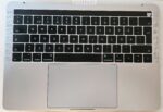 MacBook Pro A1706 csuklótámasz & Billentyűzet összeállítás - Eredeti akkumulátor, érintőpad, hangszórók mellékelve!
