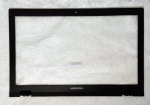 Medion Akoya P6677 LCD-kijelző körüli keret 13N0-FZA1201 - Eredeti cserealkatrészek laptopokhoz