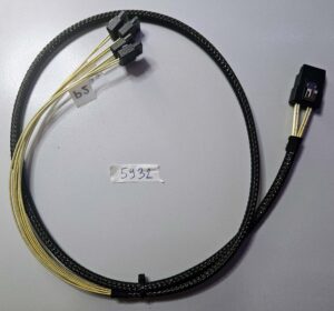 Mini SAS SFF-8087 – 4x SATA 7 Pin 0,5 M kábel – SSD HDD Adapter – Laptop alkatrészek