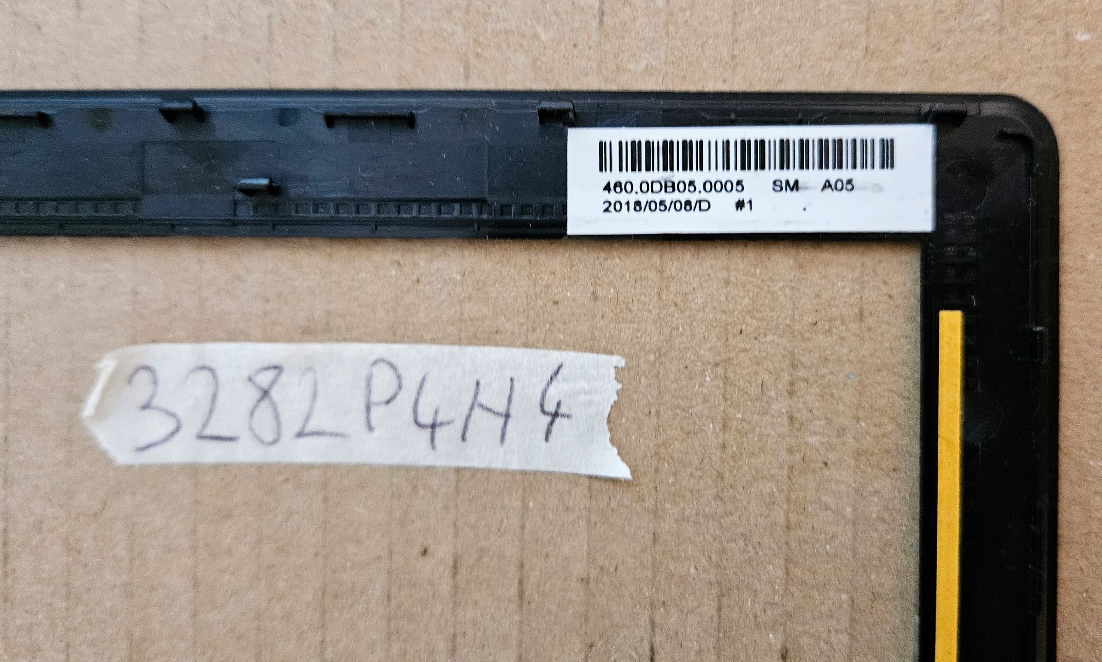 Eredeti Lenovo V130-15IKB LCD-képernyő előlapi szegélykeret 460.0DB05.0005 - Laptop alkatrészek - Image 3