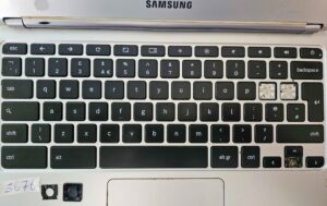 Samsung Chromebook XE303C12 / 303C billentyűzetbillentyű – egyetlen cseregomb