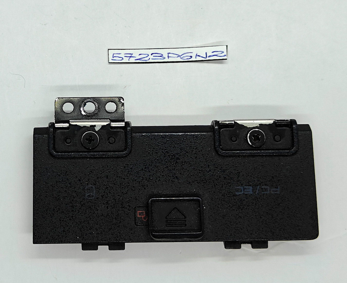 Használt Dell Latitude 7404 robusztus EC port ajtó tesztelve működő húzott alkatrész