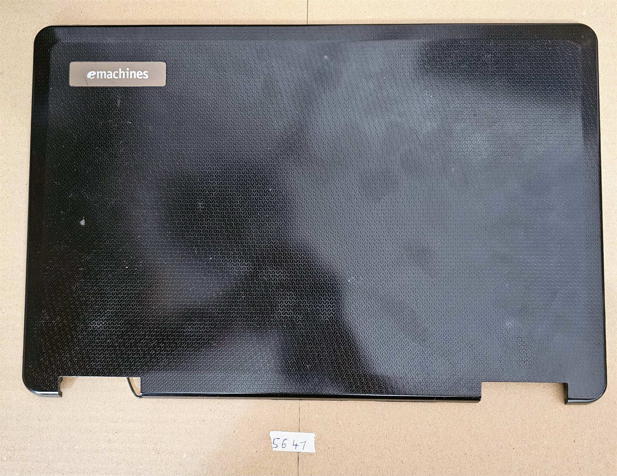 eMachines E725 E627 E525 LCD képernyő burkolat AP06R000C - Eredeti laptop cserealkatrész
