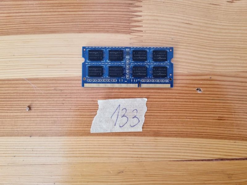 Memoria RAM per laptop DDR3 da 4 GB Nanya NT4GC64B8HG0NS-DI - immagine 2