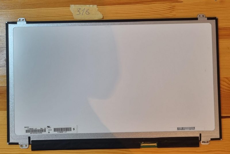Schermo di ricambio per laptop HP 250 G4 da 15,6" slim LED N156BGE-E31 a 30 pin