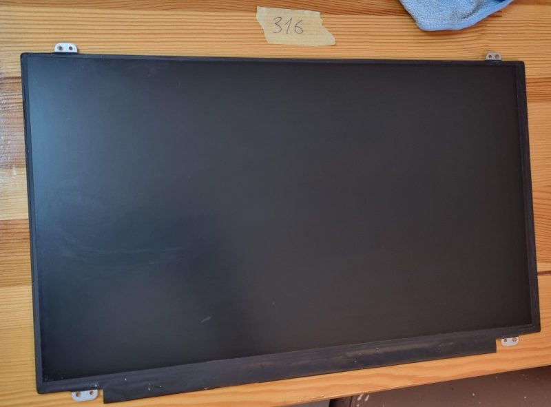 Schermo di ricambio per laptop HP 250 G4 da 15,6" slim LED N156BGE-E31 a 30 pin - immagine 2