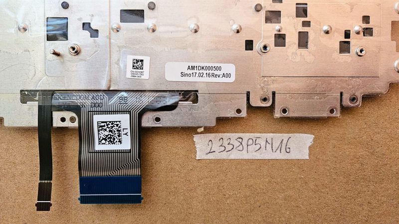 Tastiera retroilluminata scandinava OEM per laptop Dell Latitude E5270 E7270 HUA01 2VGH0 - immagine 3