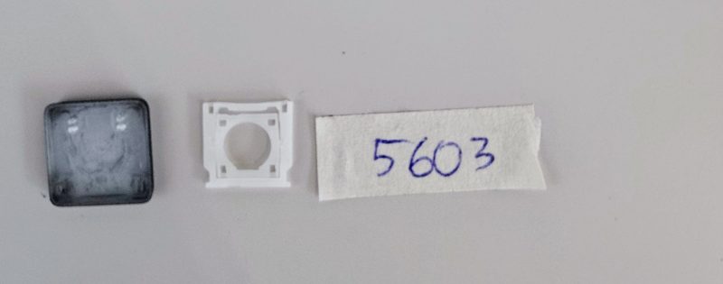 Sostituzione dei tasti della tastiera retroilluminata QWERTY per Dell Latitude 5414 03N36K - immagine 3