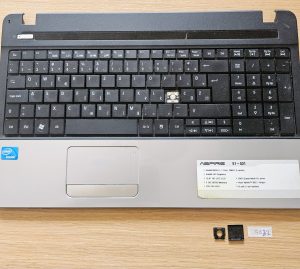 Sostituzione dei tasti della tastiera Acer Aspire - Non retroilluminata (9Z.N3M82.F1D, PK130PI2B00)