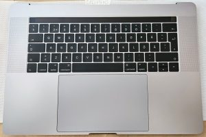 Apple MacBook Pro 13.3 A1708 fine 2016 2017 Cover poggiapolsi Tastiera grigia incl. batterie originali, altoparlanti, touchpad, jack audio