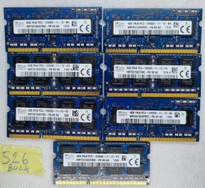 BULK 7 x 4 GB SK Hynix HMT451S6AFR8C-PB 1Rx8 PC3-12800S DDR3 Memoria per laptop/notebook