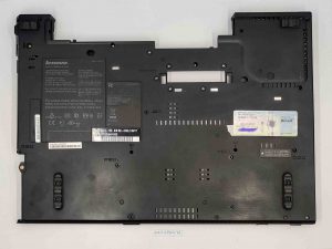 Alloggiamento della base inferiore per Lenovo ThinkPad T400 42X4833