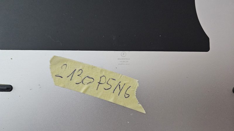 Copertura inferiore MacBook Pro Retina 13 pollici inizio 2015 argento Wi-Fi A1502 MacBookPro12,1 - immagine 3