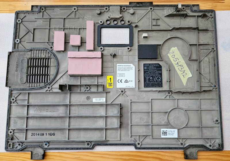 Coperchio della base inferiore del laptop Dell Latitude Rugged Extreme 7414 7404 HW58X 0HW58X - immagine 2