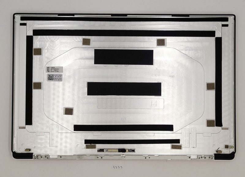 Cover superiore Dell Precision 5530 0M7JT3 – Ricambio originale per laptop - immagine 2