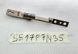 Cerniera dello schermo del Fujitsu Lifebook U745 lato sinistro 0525 Lx sostituzione