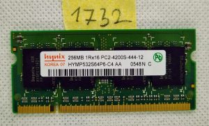 Memoria per laptop SODIMM a 200 pin HYMP532S64PC-C4 da 256 MB PC2-4200S-444-12 DDR2-533 MHz