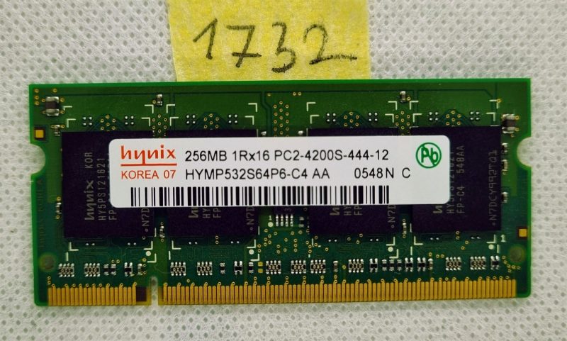 Memoria per laptop SODIMM a 200 pin HYMP532S64PC-C4 da 256 MB PC2-4200S-444-12 DDR2-533 MHz