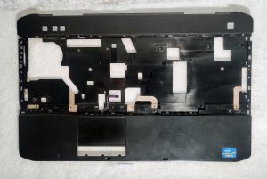 Coperchio superiore poggiapolsi originale DELL LATITUDE E5530 - AP0M1000200 7671J 0Y4RP3