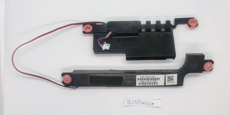 Set di altoparlanti sinistro e destro originali per laptop Dell Latitude 3540 da 15,5 pollici P07CN - OEM