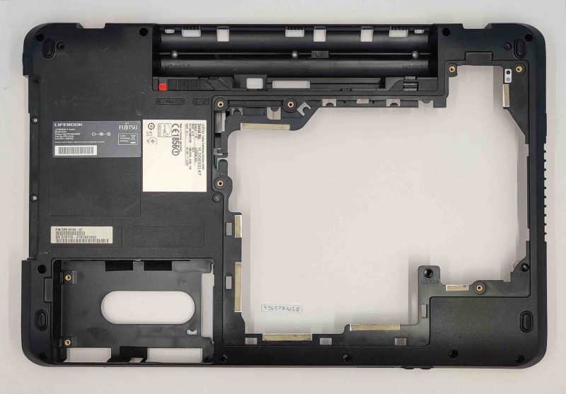 Custodia inferiore della scheda madre originale Fujitsu LifeBook AH531 CP518109-01