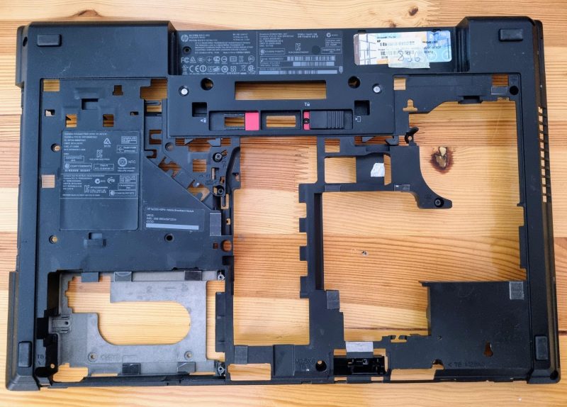 Telaio inferiore HP EliteBook 8570P Series 641182-001