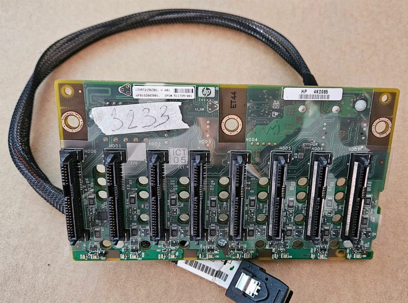 Scheda backplane HDD per server HP ProLiant ML350 G6 6050A2156301 - 511785-001