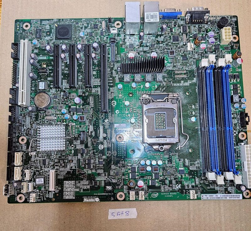 Scheda madre Intel Server S1200BT LGA1155, ATX, IPMI 2.0, chipset C204, DA0S09MB6C0 REV:C