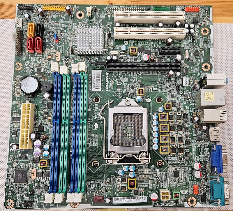 Scheda madre Lenovo ThinkCentre M81 M91 M91p 03T8351 IS6XM Rev:1.0 - Senza schermatura I/O