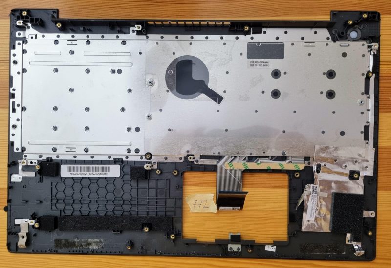 Poggiapolsi Lenovo V130-15IGM Series con tastiera layout UK 460.0DB09.0004 -57E - immagine 2