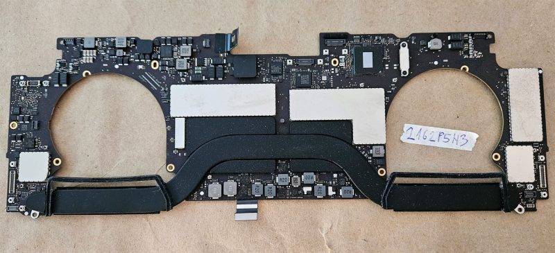 Scheda madre per MACBOOKPRO13,3 da 15" Core i7 2,7 GHz 16 GB, fine 2016 - Pezzo di ricambio originale!