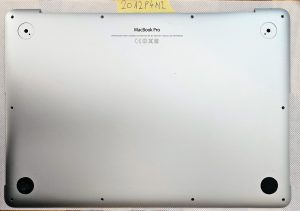 Sostituzione della cover posteriore del MacBook Pro A1502 - Ricambi originali per laptop - Adatto a modelli Retina da 13 pollici di metà 2014