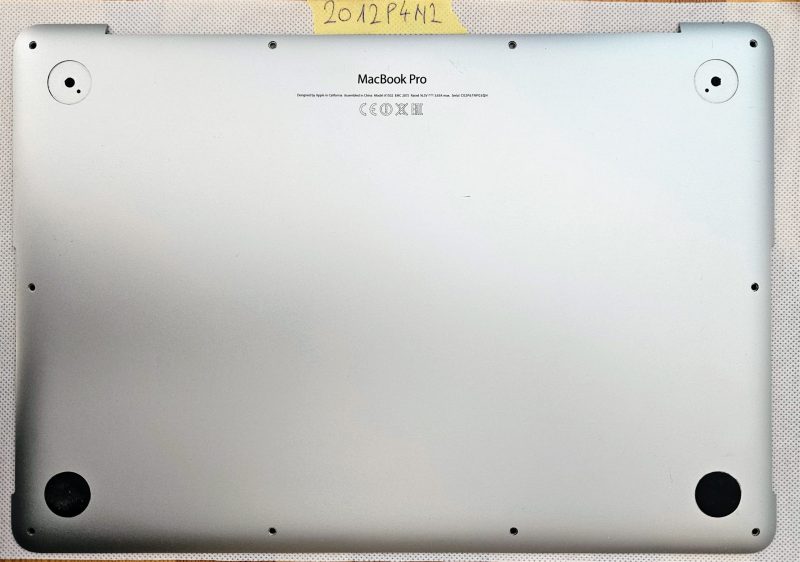 Sostituzione della cover posteriore del MacBook Pro A1502 - Ricambi originali per laptop - Adatto a modelli Retina da 13 pollici di metà 2014