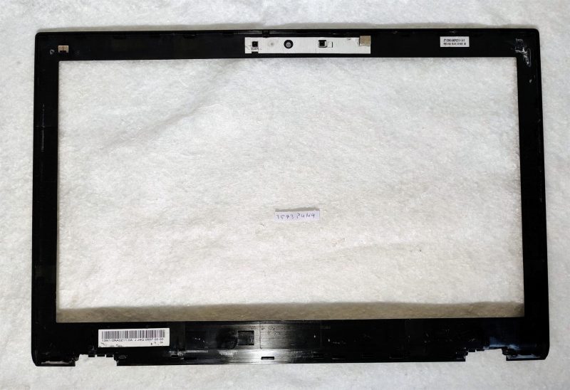 Cornice per schermo LCD Medion Akoya P6677 13N0-FZA1201 - Ricambi originali per laptop - immagine 2