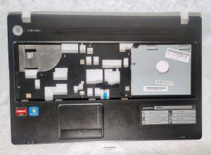 eMachines E642G Poggiapolsi con copertura superiore del touchpad