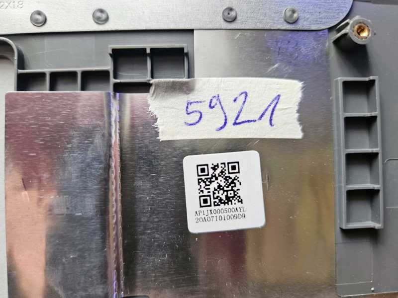 Cornice LCD originale Lenovo + tastiera AP1JX000200 per IdeaPad 3 17IIL05 | Ricambi per laptop - immagine 3