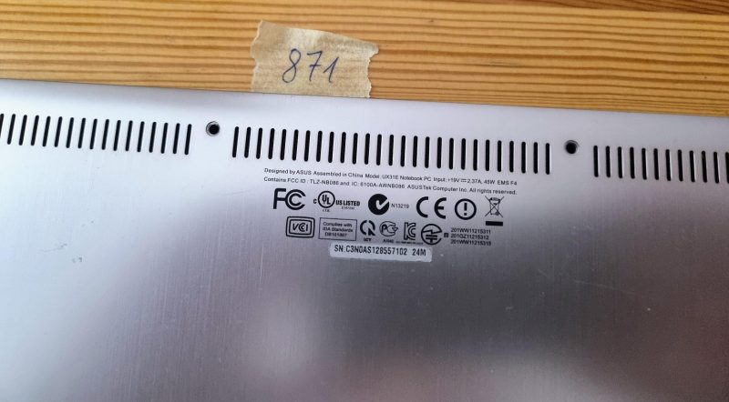 Il fondo, la parte inferiore e il case inferiore originali /13N0 provengono da un Asus UX31E - immagine 2