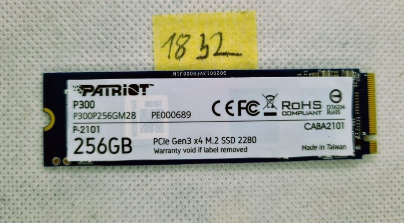 PATRIOT P300P256GM28 256 GB NVMe SSD M.2 2280 PCIe 3.0x4 3D NAND - Archiviazione ad alta velocità!