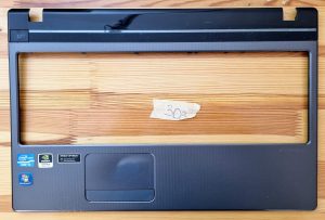 Custodia superiore con touchpad e poggiapolsi AP0HI000611 di Acer Aspire 5750G