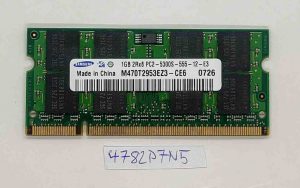 Memoria Samsung da 1 GB DDR2 PC2-5300S 667 MHz per laptop Fujitsu Siemens Esprimo V5515