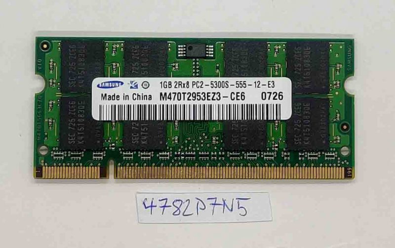 Memoria Samsung da 1 GB DDR2 PC2-5300S 667 MHz per laptop Fujitsu Siemens Esprimo V5515
