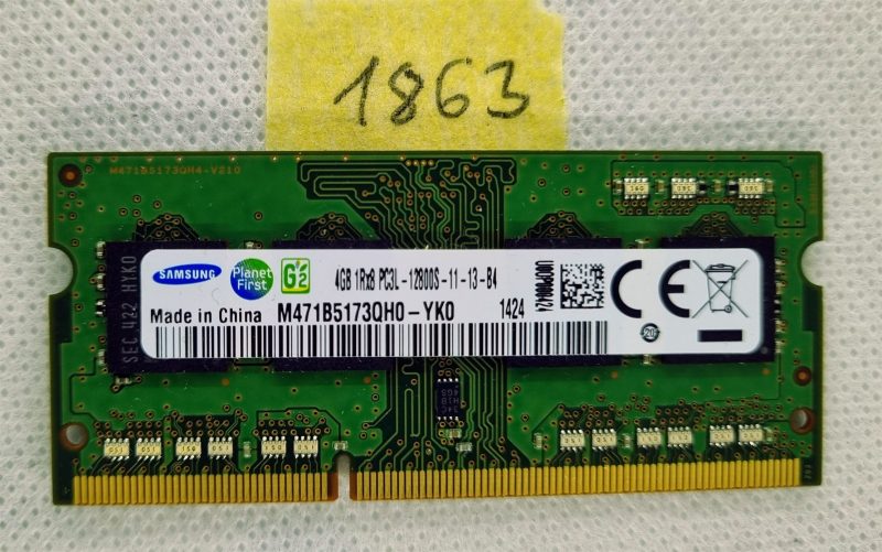 Aggiornamento della memoria RAM per laptop Samsung 4 GB 1600 MHz PC3L-12800S DDR3-1600 M471B5173QH0