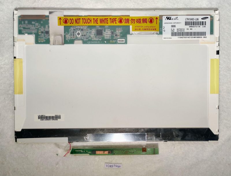 Schermo LEDLCD WXGA per laptop Samsung LTN154X3-L06 da 15,4 pollici - Ricambio originale