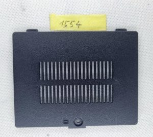SOSTITUZIONE DEL CAPPUCCIO RAM POSTERIORE PER LAPTOP TOSHIBA SATELLITE A200-1TP AP019000810