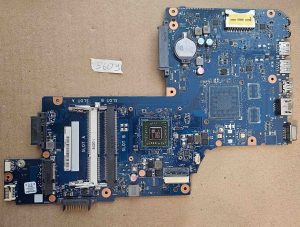 Scheda madre Toshiba Satellite C50D-A-133 con CPU AMD E1-2100 – Testata e funzionante