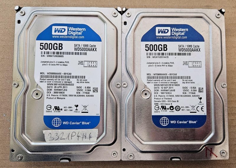 BULK 2 x dischi rigidi desktop Western Digital WD Blue WD5000AAKX da 500 GB SATA III da 3,5"