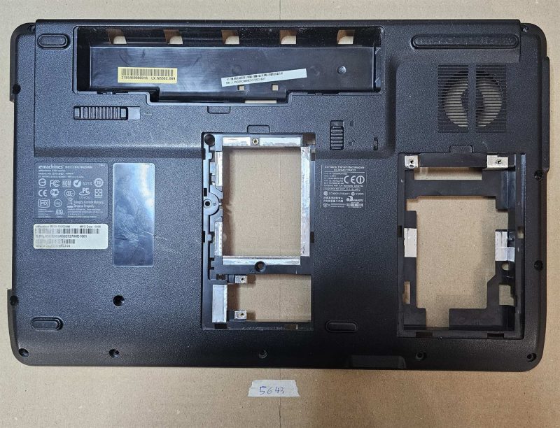 eMachines E525 Bottom Case AP06R000400 - Ricambio originale per laptop
