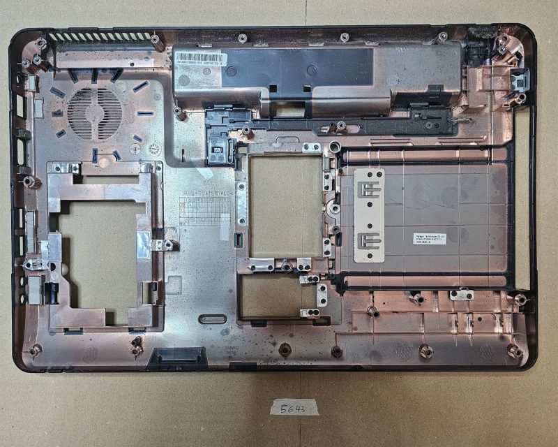 eMachines E525 Bottom Case AP06R000400 - Ricambio originale per laptop - immagine 2