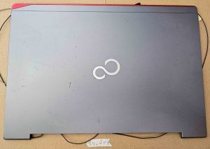 Schermo LCD per laptop Fujitsu Lifebook E745, coperchio superiore e posteriore con fotocamera